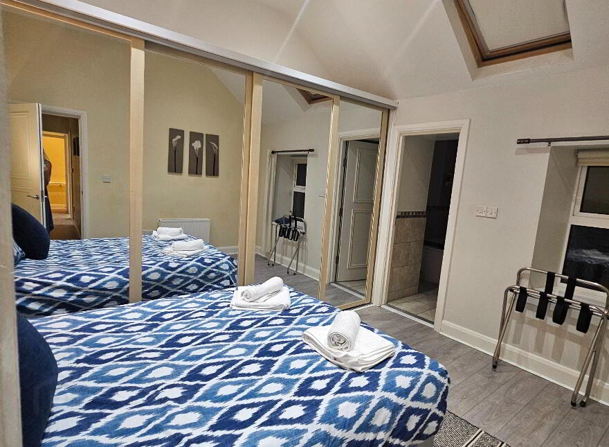 5c Antrim Gardens, Portrush, BT56 8AR