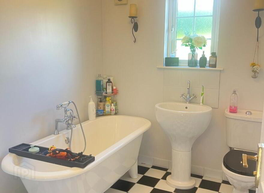 12 Liska Manor, Dublin Road, Newry, BT35 8BL