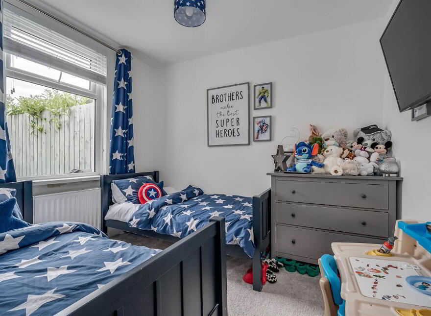 49 Finaghy Park Central, Belfast, BT10 0HP