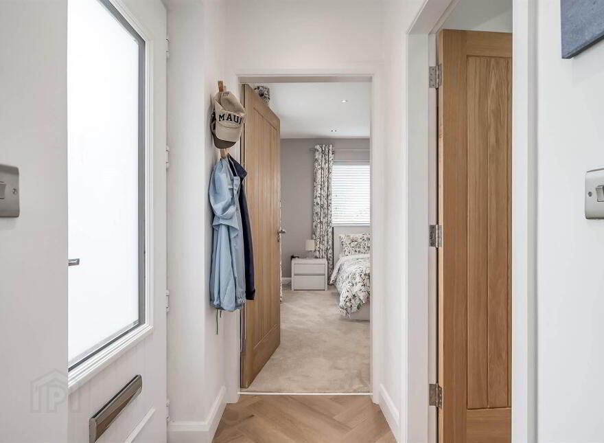 49 Finaghy Park Central, Belfast, BT10 0HP