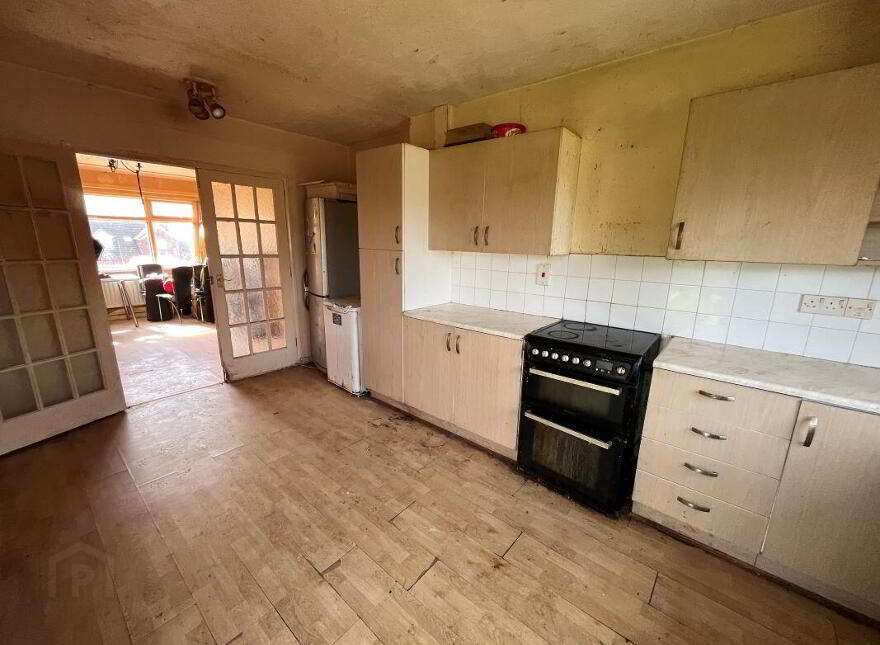 (Lot 40) 72 Nettlehill Road, Lisburn, BT28 3HE