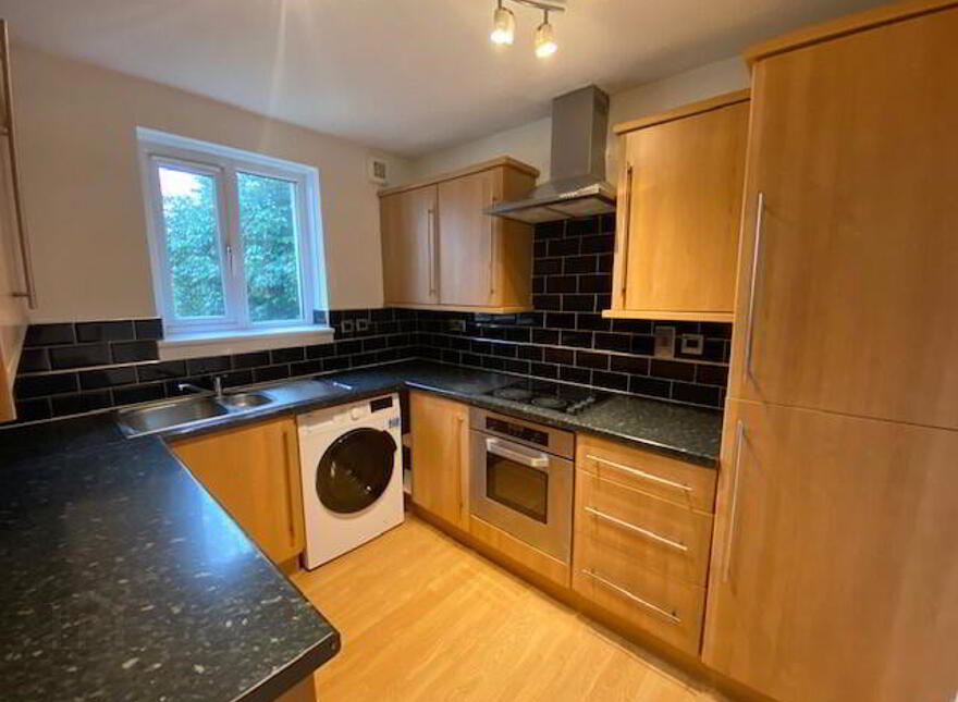 123 Gogarloch Syke, South Gyle, Edinburgh, EH12 9JE