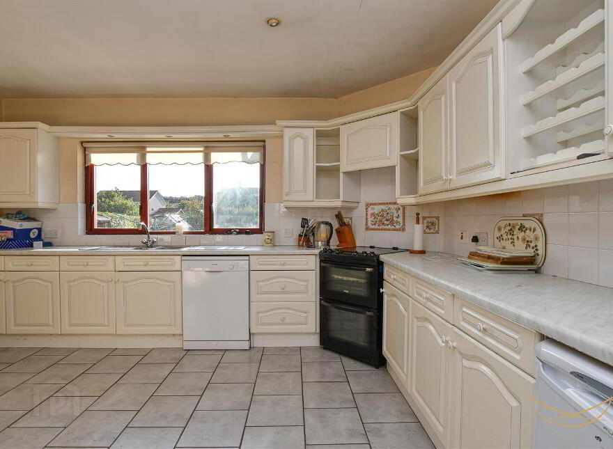 14 Croft Manor, Ballygally, Larne, BT40 2RU