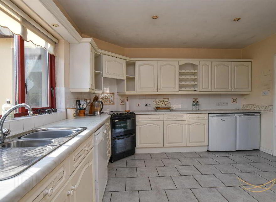 14 Croft Manor, Ballygally, Larne, BT40 2RU