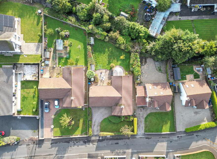 14 Croft Manor, Ballygally, Larne, BT40 2RU