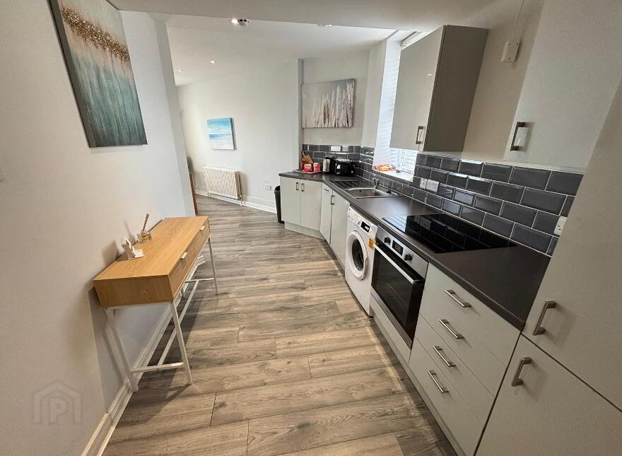 Unit 2, 2 Dunluce Street, Portrush, BT56 8DN