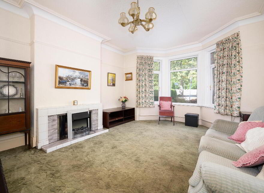 61 Richmond Park, Belfast, BT9 5EF