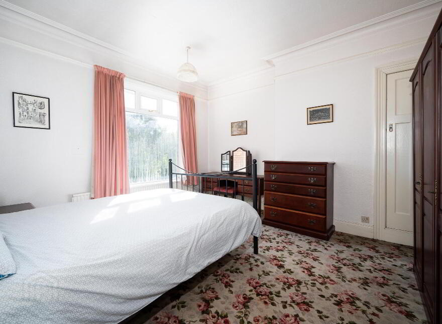 61 Richmond Park, Belfast, BT9 5EF