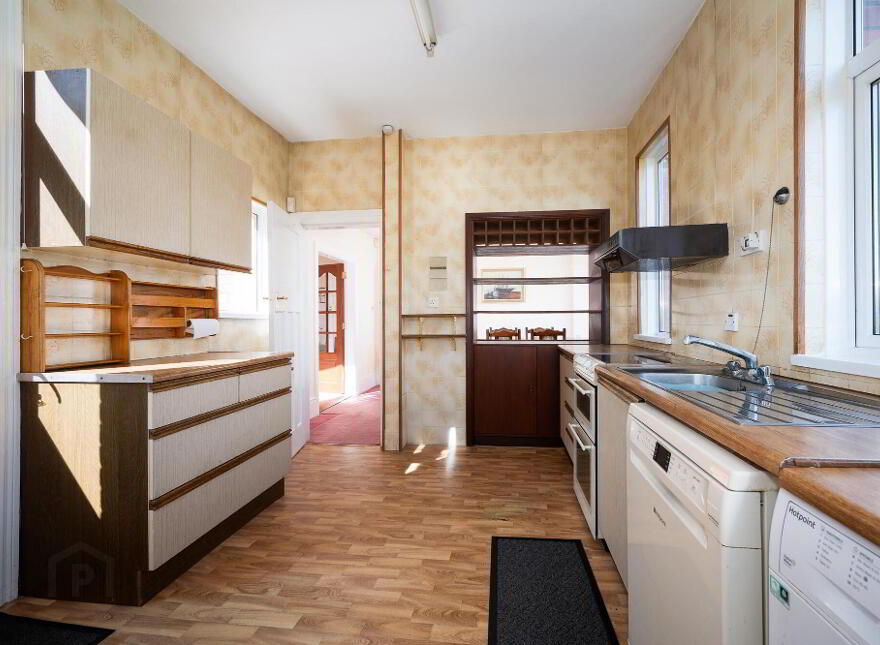 61 Richmond Park, Belfast, BT9 5EF