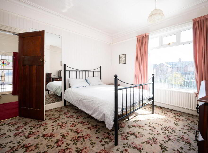 61 Richmond Park, Belfast, BT9 5EF