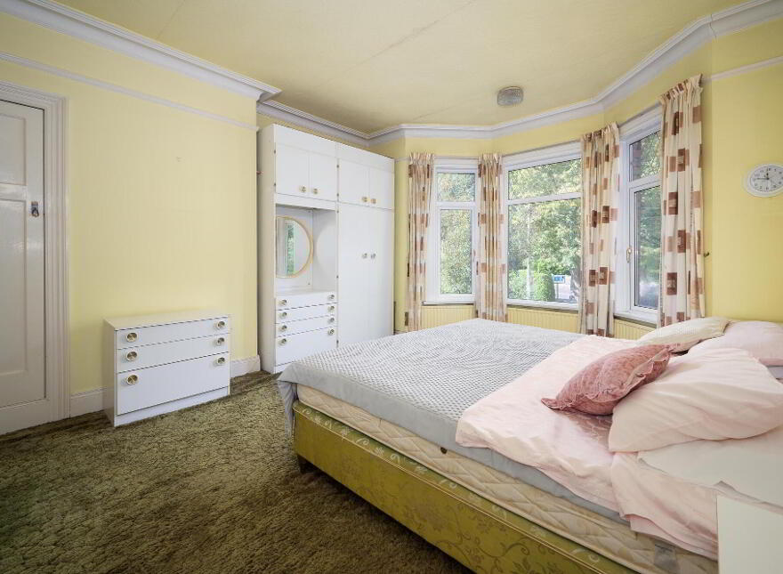 61 Richmond Park, Belfast, BT9 5EF