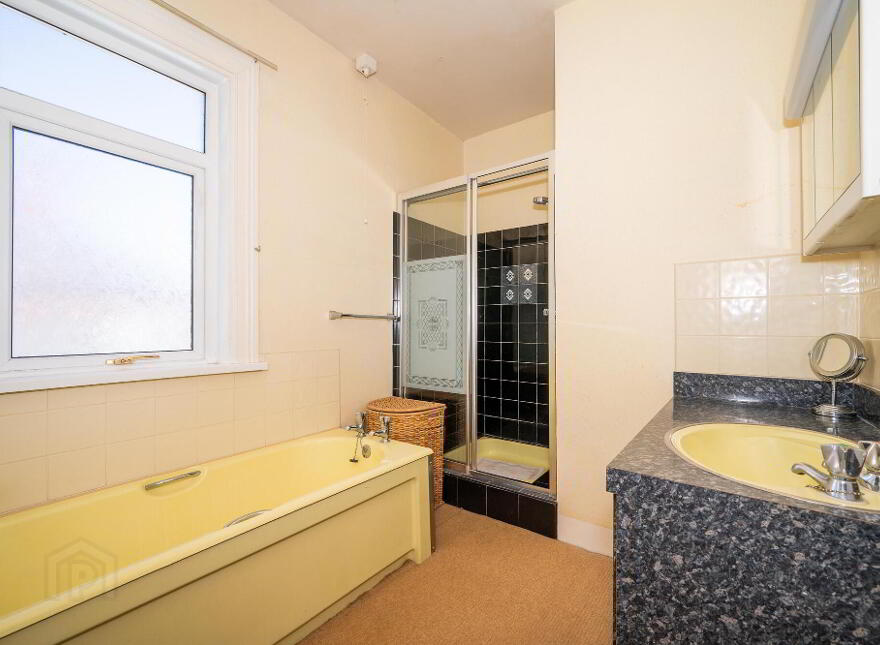61 Richmond Park, Belfast, BT9 5EF