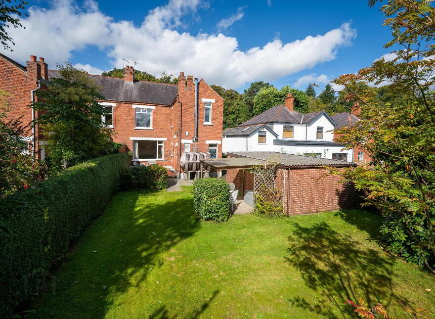 61 Richmond Park, Belfast, BT9 5EF