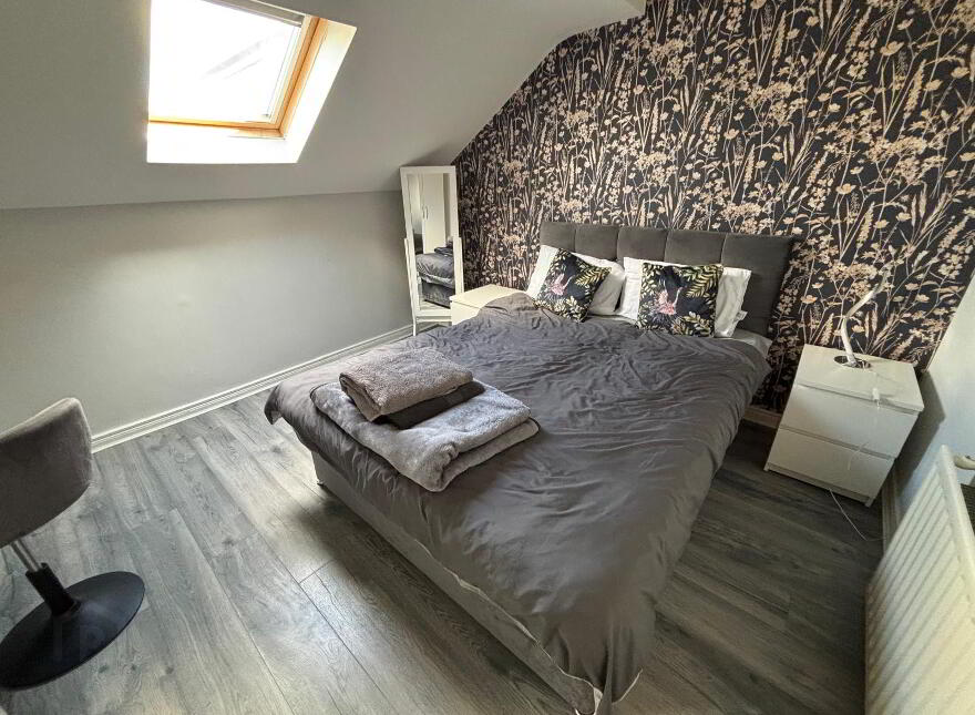 Unit 4, 2 Dunluce Street, Portrush, BT56 8DN