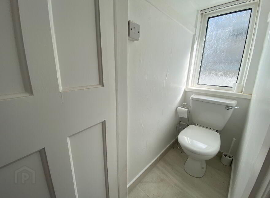 43 Antrim Road, Ballynahinch Road, BT24 8AN