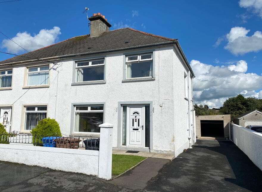 43 Antrim Road, Ballynahinch Road, BT24 8AN
