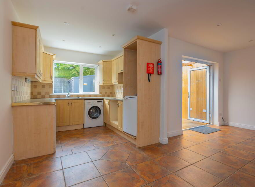 6 Cherryhill Road, Kells, A82P2T0