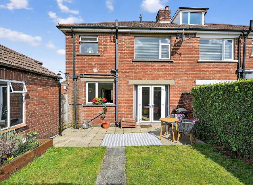 8 Norwood Crescent, Belfast, BT4 2DZ
