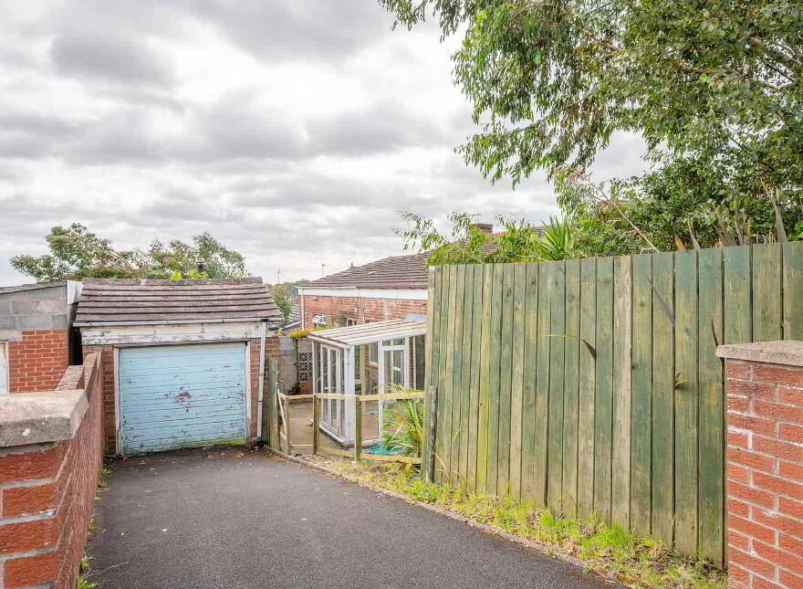 1 Rostrevor Close, Bangor, BT19 1AF