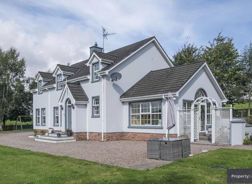 34a Dinnahorra Road, Markethill, BT60 1TR