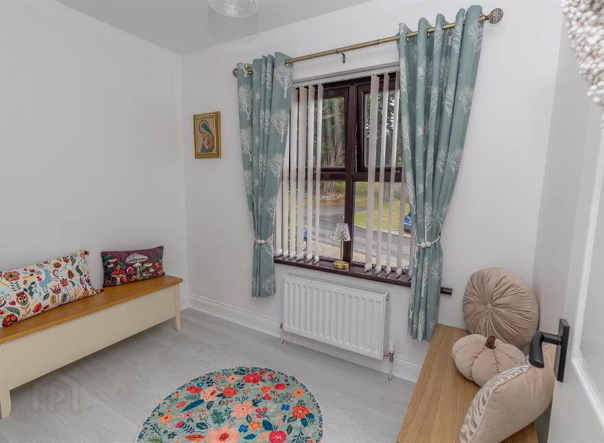 2 The Close, Strathern Manor, Newcastle, BT33 0TG
