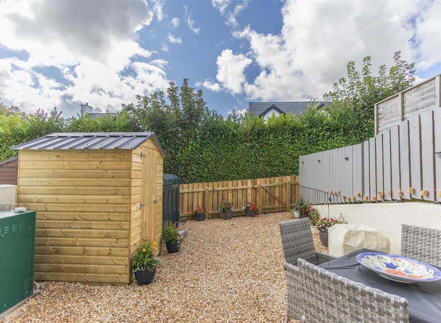 2 The Close, Strathern Manor, Newcastle, BT33 0TG