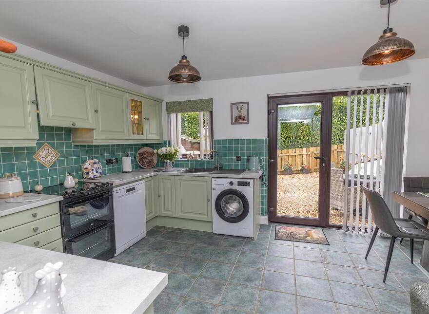 2 The Close, Strathern Manor, Newcastle, BT33 0TG