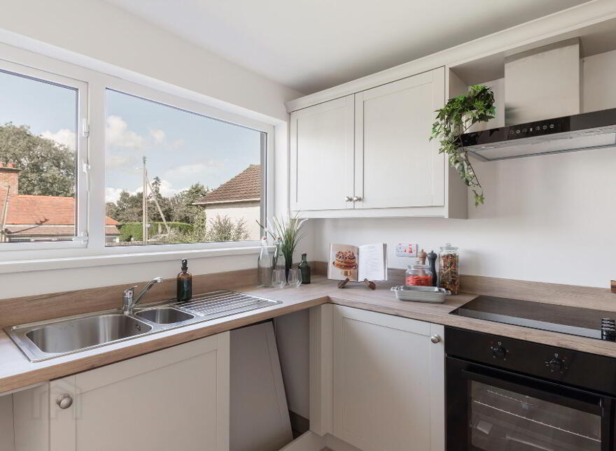 30 St Johns Park, Moira, BT67 0NL