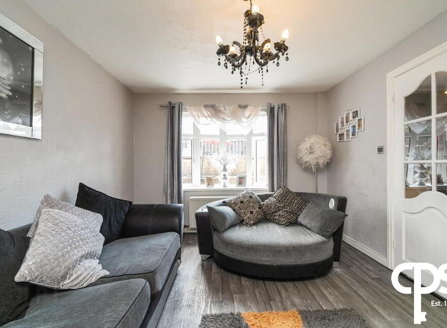 56 Forthriver Dale, Belfast, BT13 3TL