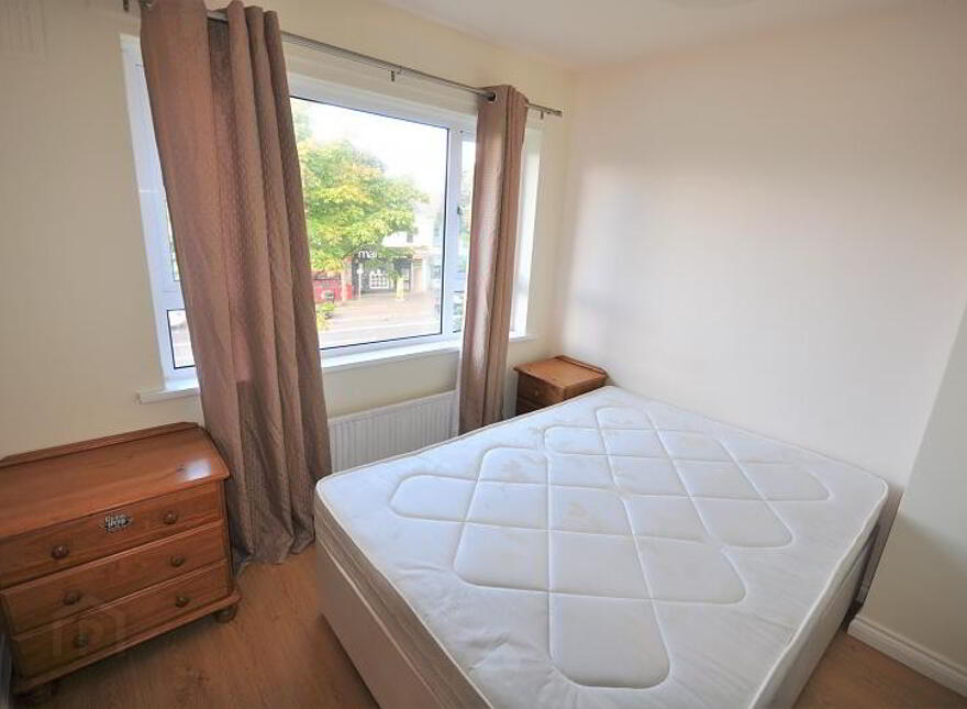 Lisburn Road, Belfast, BT9 6GF