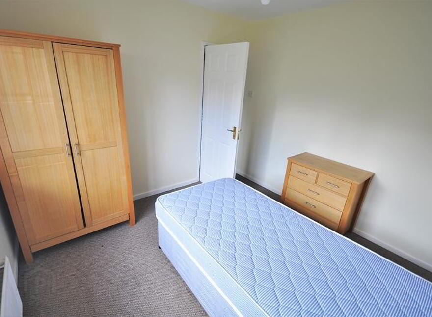 Lisburn Road, Belfast, BT9 6GF