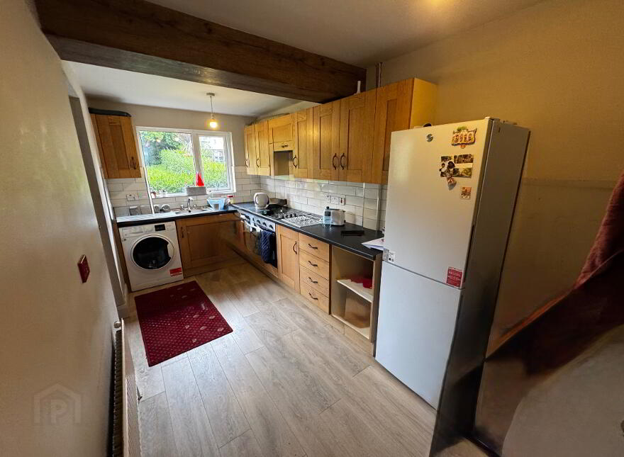 Lisburn Road, Belfast, BT9 6GF