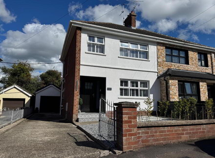5 Oakridge, Lurgan, BT66 8PD photo
