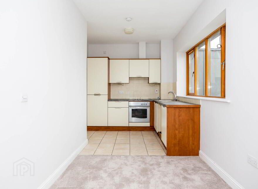 16 Seagrave Square, Castle Street, Ashbourne, A84YY98