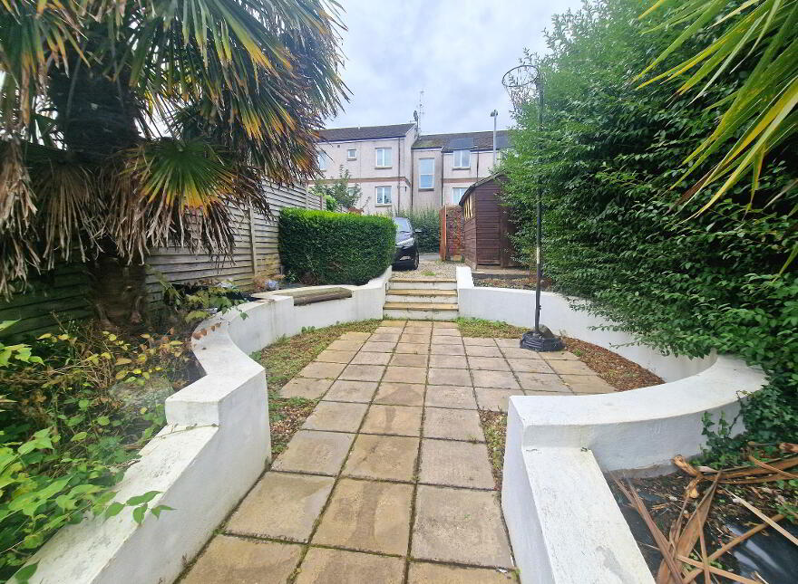 19 Comber Road, Dundonald, BT16 2AA