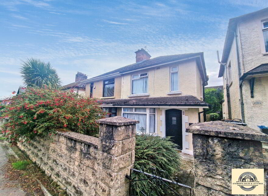 19 Comber Road, Dundonald, BT16 2AA