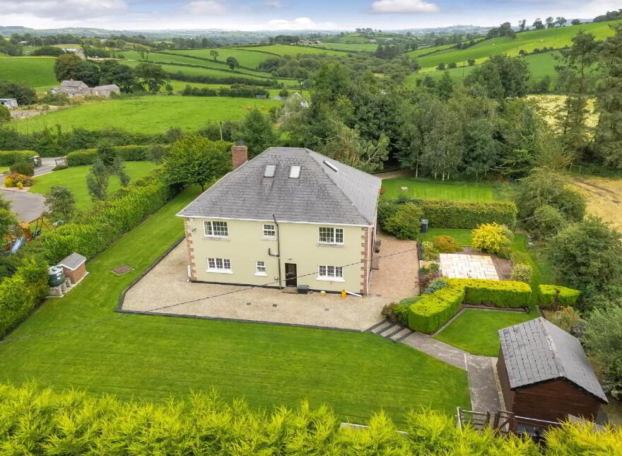 Greaghlough, Mullagh, A82XP03