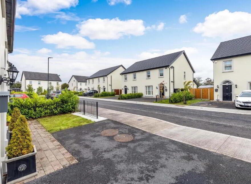 16 Castle Park, Killycard, Castleblayney, A75W304