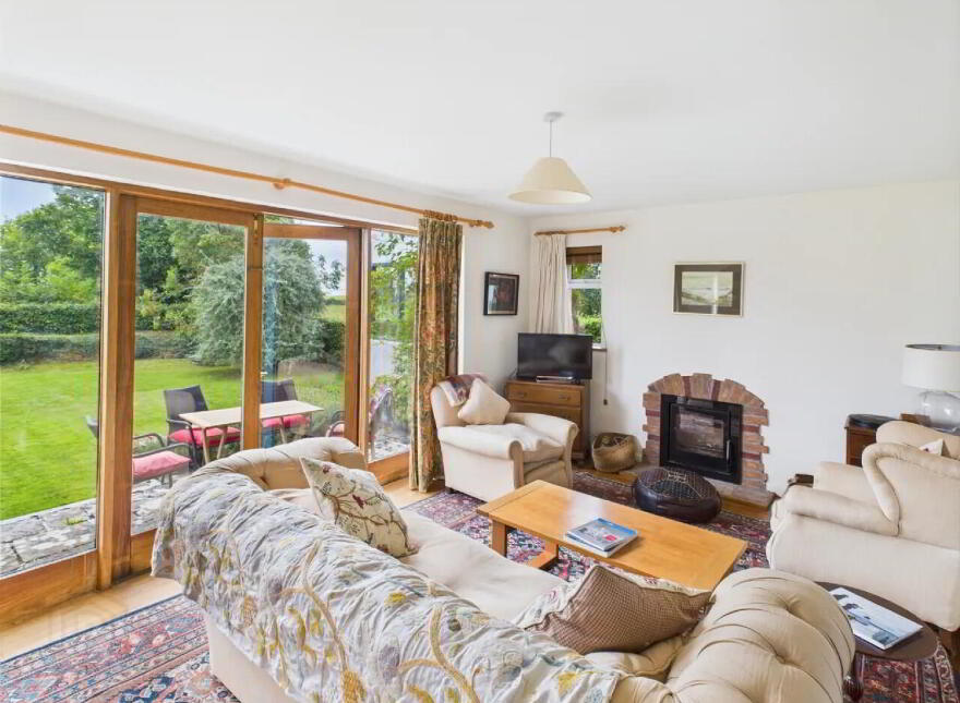 Urra, Puckane, Nenagh, E45X472