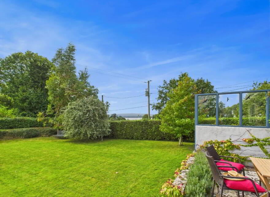 Urra, Puckane, Nenagh, E45X472