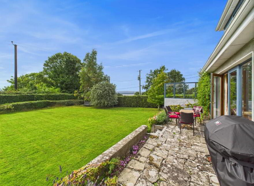 Urra, Puckane, Nenagh, E45X472