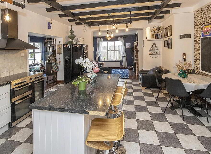 2 Landsend, Abbeyside, Dungarvan, X35H603