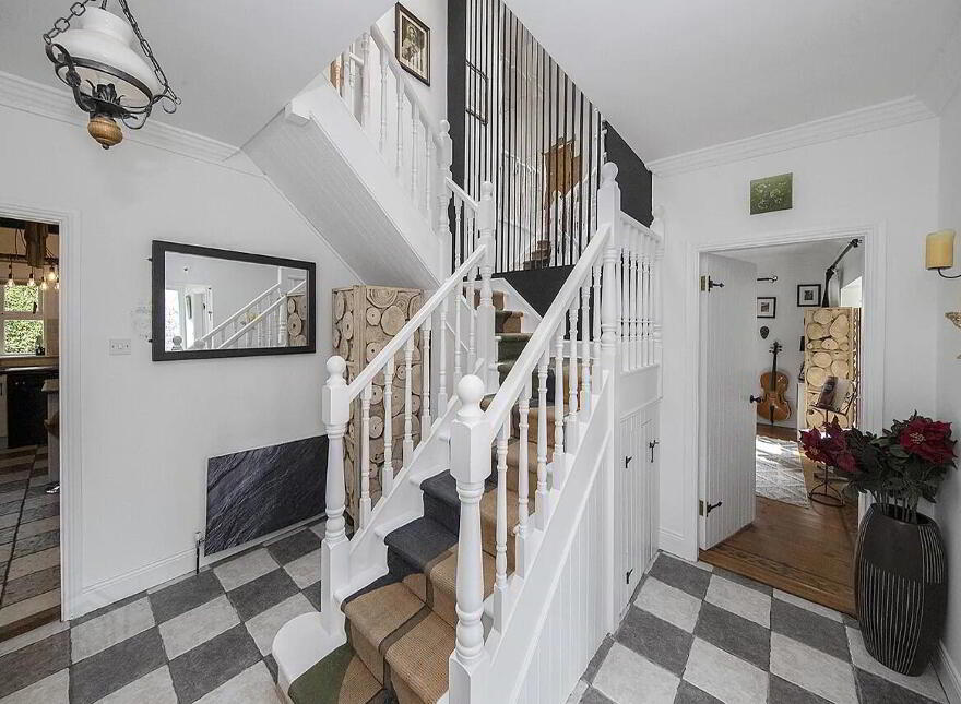 2 Landsend, Abbeyside, Dungarvan, X35H603