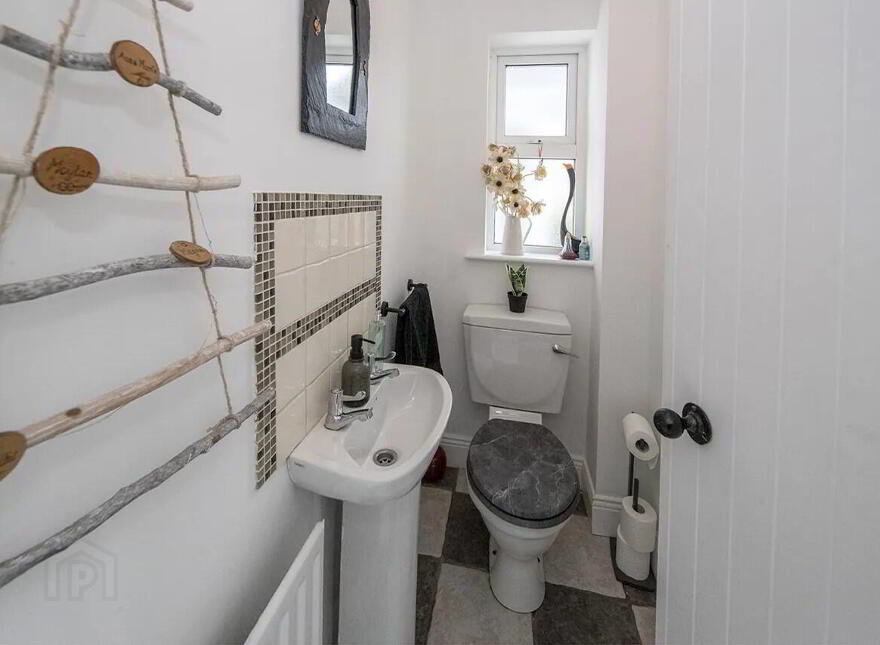 2 Landsend, Abbeyside, Dungarvan, X35H603