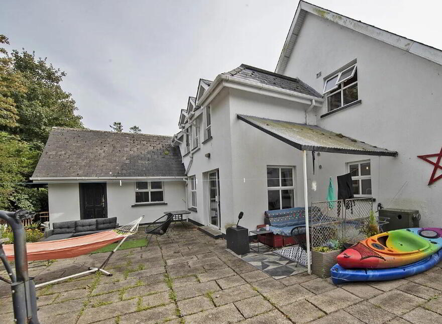 2 Landsend, Abbeyside, Dungarvan, X35H603