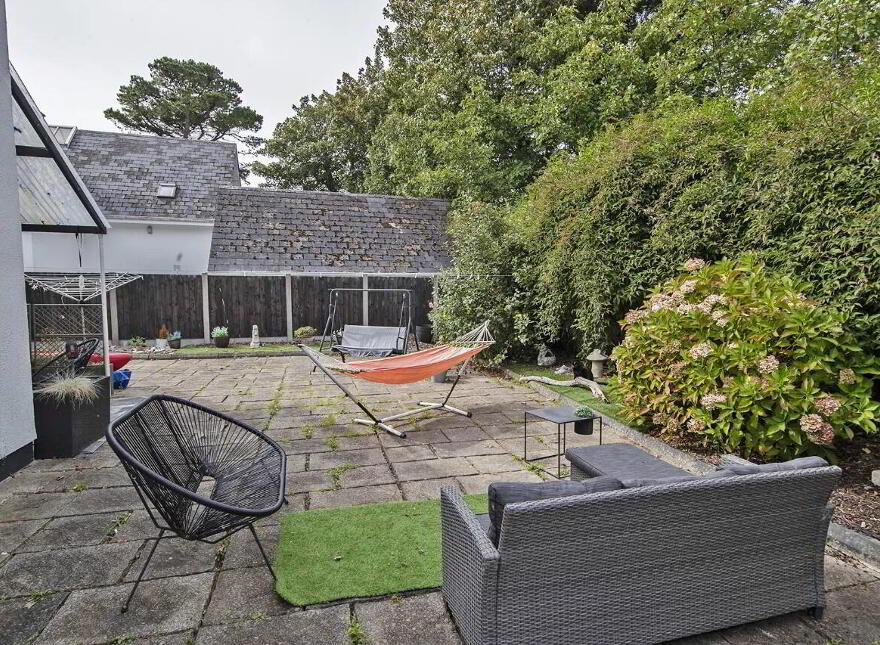 2 Landsend, Abbeyside, Dungarvan, X35H603