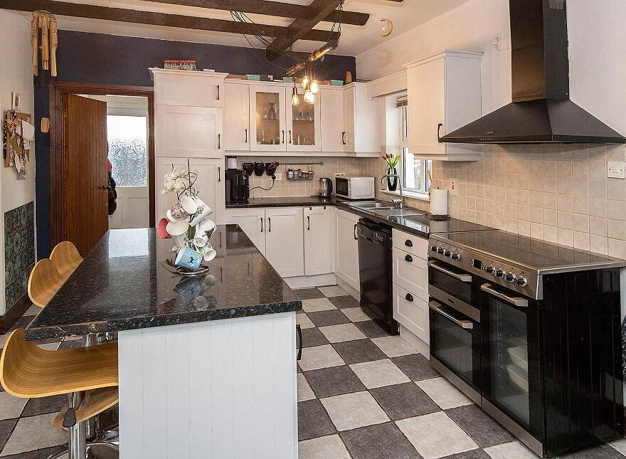 2 Landsend, Abbeyside, Dungarvan, X35H603