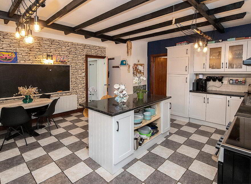 2 Landsend, Abbeyside, Dungarvan, X35H603