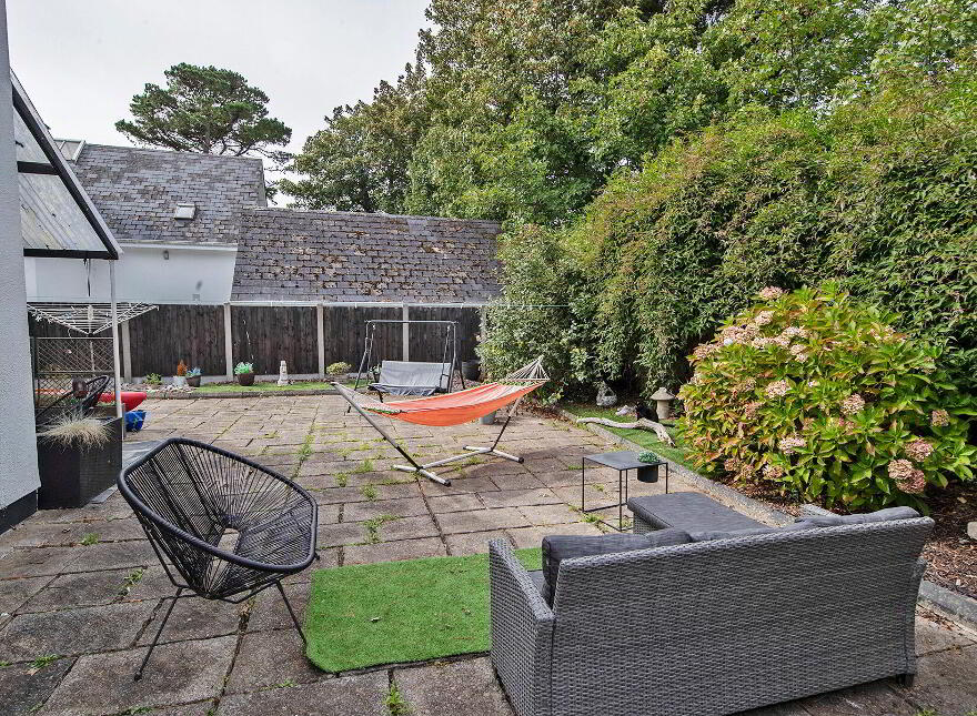 2 Landsend, Abbeyside, Dungarvan, X35H603