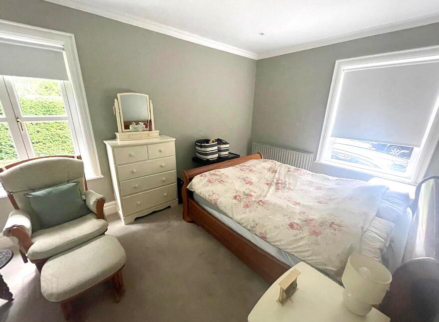 Sans Souci Park, Off Malone Road, Belfast, BT9 5QZ